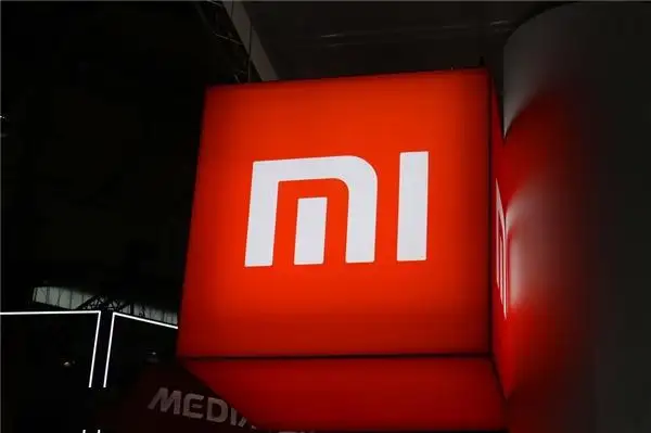 小米 5G 新機入網(wǎng)，支持最高 67W 快充