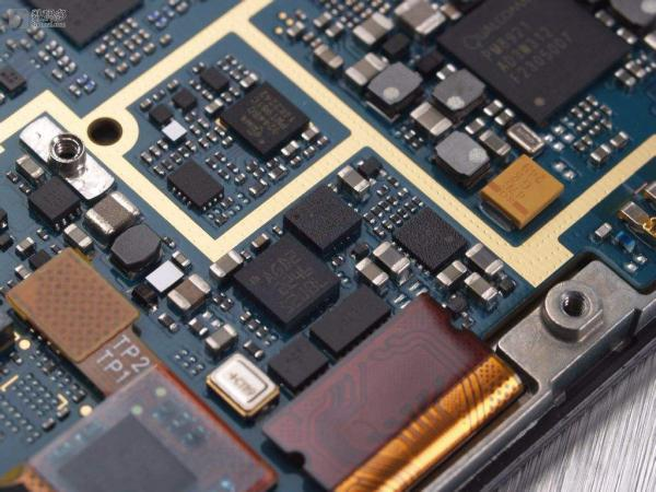 誠信收購Micron存儲器、NAND 閃存、非易失性、串行EEPROM